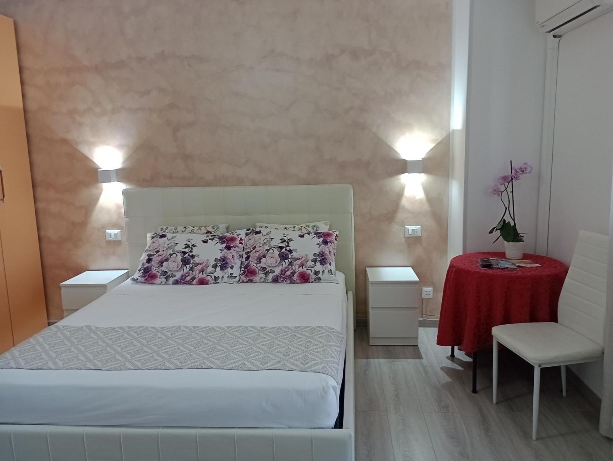 Viola Di Mare Rooms And Parking Termoli Eksteriør billede